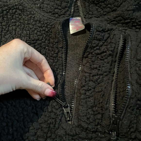 Black No Boundaries Sherpa Pullover - Picture 10 of 10